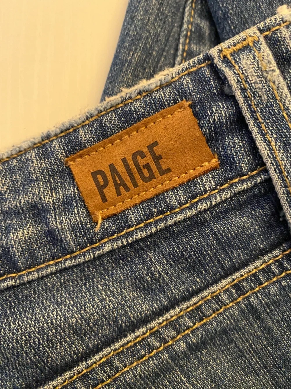 PAIGE Julia Straight Leg Jeans Sz 28 James Wash - Distressed Waist & Raw Hem